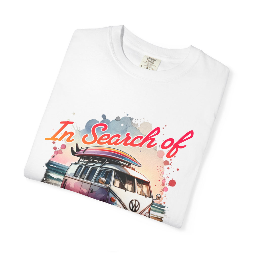 Retro Tropical Sunset Tshirt for Women - Sunset Beach Summer Vibe Shirt - In Search of Sunsets Tees - Summer Tshirt Gift for Her
